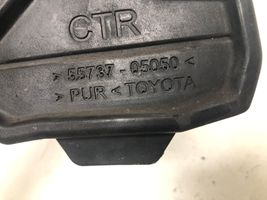 Toyota Avensis T270 Inne części karoserii 5573705050