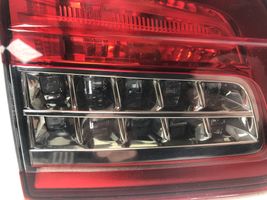 Citroen C5 Lampy tylnej klapy bagażnika 967506778001