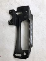 Mazda CX-7 Support, fixation radiateur 