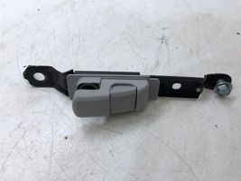 Mazda CX-7 Rail de réglage hauteur de ceinture de sécurité K8608