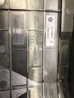 Audi Q3 8U Tapa de caja de fusibles 1K0937132F