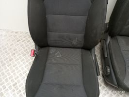 Mercedes-Benz B W246 W242 Tapicerka / Komplet 