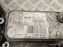 Mercedes-Benz B W246 W242 Mocowanie / uchwyt filtra oleju 70364196