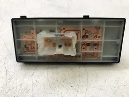 Nissan Qashqai Electric window control switch 