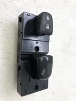 Nissan Qashqai Electric window control switch 