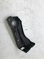 Honda CR-V Fender mounting bracket 