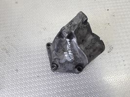 Ford Focus Supporto di montaggio della pompa del servosterzo 98MF3C631