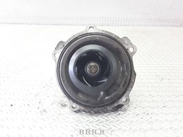 Volkswagen PASSAT B5 Pompe de circulation d'eau 028121019A