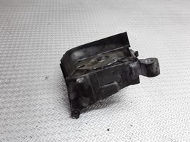 Audi A8 S8 D2 4D Supporto della pompa del carburante 057130147C