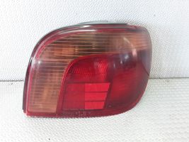 Toyota Yaris Aizmugurējais lukturis virsbūvē 5308701