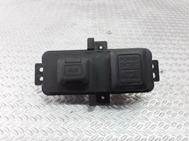 Honda CR-V Accendisigari posteriore 83416SWA