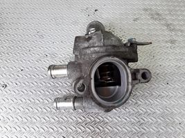 Honda CR-V Boîtier de thermostat / thermostat 