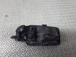 Audi A8 S8 D2 4D Poignée inférieure de porte avant 4D0837020F