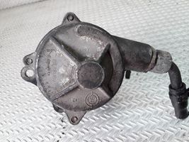 Renault 19 Alipainepumppu 72117206