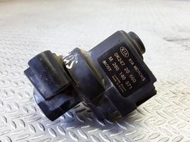 KIA Clarus Valvola di regolazione del minimo 0K24720660