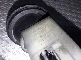 Volkswagen PASSAT B5 Zawór sterujący płynu chłodzącego 4A0819809