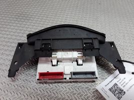 Renault Clio II Monitor / wyświetlacz / ekran 8200028364A