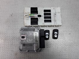 BMW 3 F30 F35 F31 Komputer / Sterownik ECU i komplet kluczy 0281018502