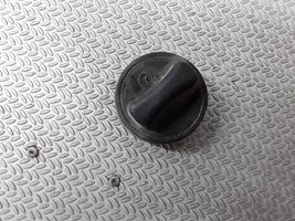 Mercedes-Benz S W140 Fuel tank filler cap 1404700005