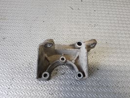 Chrysler 300M Supporto di montaggio della pompa del servosterzo 4792340