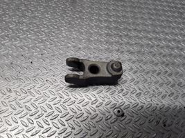 Volkswagen Polo III 6N 6N2 6NF Fuel Injector clamp holder 