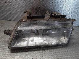 Peugeot 605 Lampa przednia 