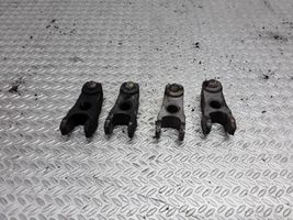 Volkswagen PASSAT B5 Fuel Injector clamp holder 