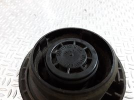 Volkswagen Golf III Tapón del depósito de refrigerante 357121321C