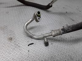 Toyota Avensis T220 Air conditioning (A/C) pipe/hose 