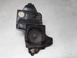 BMW 5 E39 Garsiakalbis (-iai) galinėse duryse 2752555964