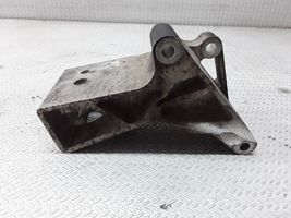 Volvo XC90 Gearbox mounting bracket 