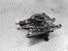 Opel Vectra B Alipainepumppu 0252738