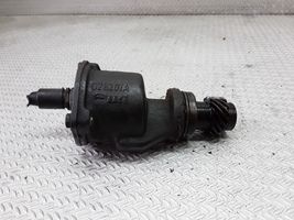 Ford Galaxy Alipainepumppu 028207A