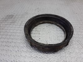 Audi 80 90 S2 B4 Anello/dado di bloccaggio della vite della pompa del carburante nel serbatoio 321201375A