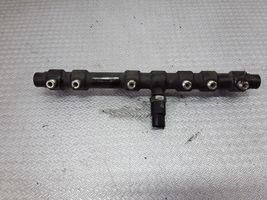 Alfa Romeo 166 Kraftstoffverteiler Einspritzleiste Verteilerrohr 0445215008