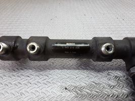 Alfa Romeo 166 Kraftstoffverteiler Einspritzleiste Verteilerrohr 0445215008