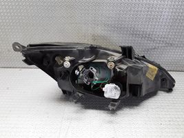 Ford Focus Lampa przednia 2M5113W030DF