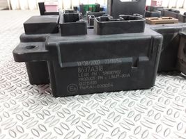 Mitsubishi Lancer X Module de fusibles 8637A318