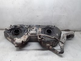 Mercedes-Benz E W211 Serbatoio del carburante A2114700701