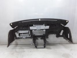 Nissan Primera Panel de instrumentos 68200AV600