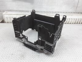 Renault Clio III Support boîte de batterie 8200314272