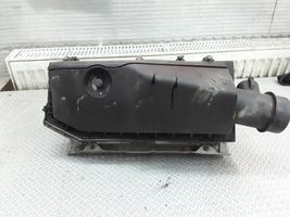 Mercedes-Benz C W203 Scatola del filtro dell’aria A0000945568