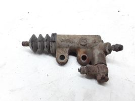 Toyota Yaris Główny cylinder sprzęgła 