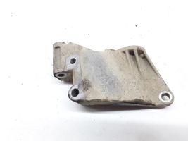 Opel Zafira A Support de générateur / alternateur 90571112