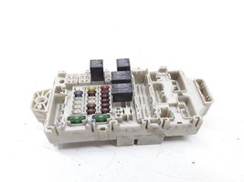 Dodge Stratus Fuse module 