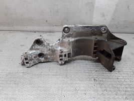 Audi A3 S3 8L Support de générateur / alternateur 06A903143H