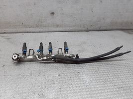 Audi A4 S4 B5 8D Listwa wtryskowa 06B133317A