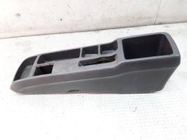 Toyota Corolla Verso E121 Keskikonsoli 5891113060