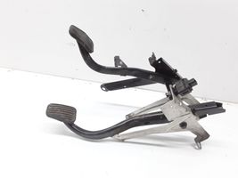 Volvo S80 Pedal assembly 