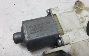 Opel Astra G Motorino alzacristalli della portiera posteriore 0130822200